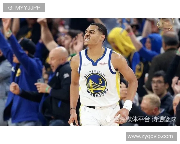 成都飞盘队节奏争议引发热议球迷与专家各执己见探讨比赛风格 成都飞盘队节奏争议引发热议球迷与专家各执己见探讨比赛风格