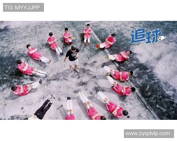 在绿茵场上许下爱的誓言足球服婚礼见证浪漫瞬间 在绿茵场上许下爱的誓言足球服婚礼见证浪漫瞬间